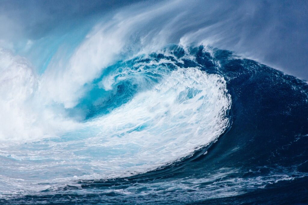 Tsunami Wave